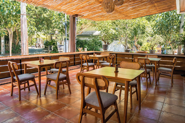 Breakfast area, Sandat Mas Uluwatu, Badung