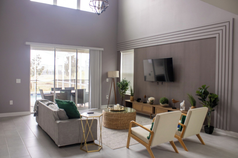 Living area 5, 731 Whistling Straits Blvd., Osceola