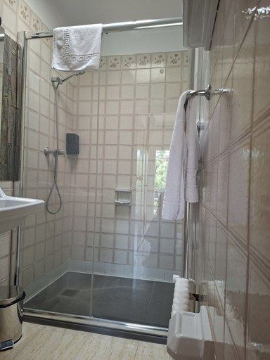 Bathroom 4, Hotel 139, Barcelona