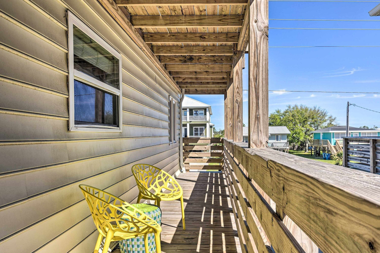 Room 4, Gulf Shores Beach Condo With Pool, Baldwin