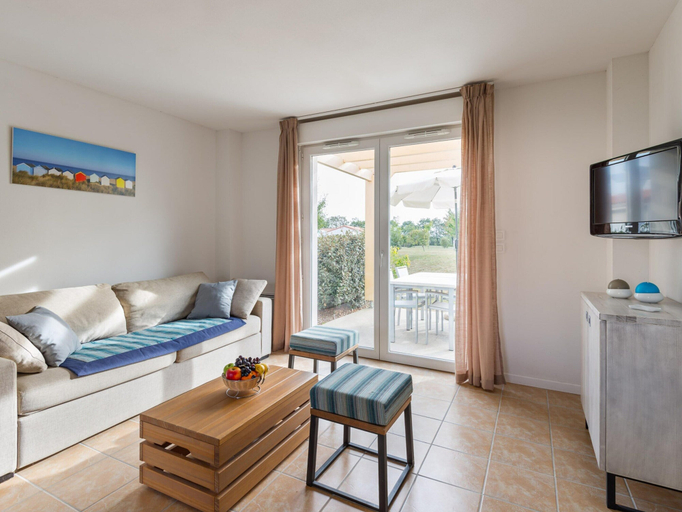 Living room 5, Shoreside Sanctuary in the Vendee, Vendée