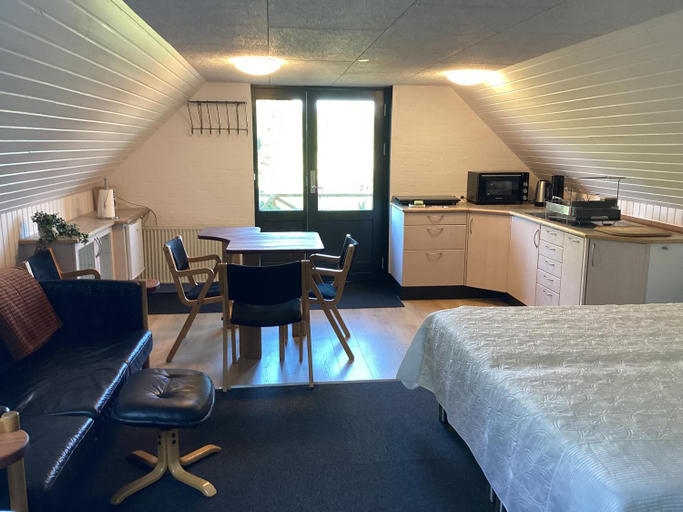 Bedroom, Enghaven Bed & Kitchen, Varde