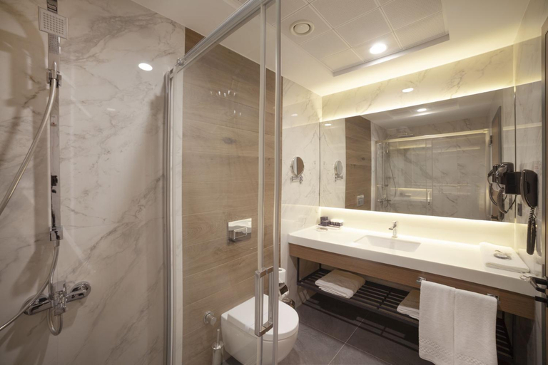 Bathroom 2, GRANBELLAHOTEL, Merkez