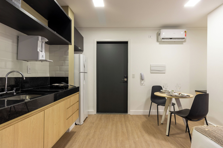 Private kitchen 3, Charlie Arvo Rebouças, São Paulo