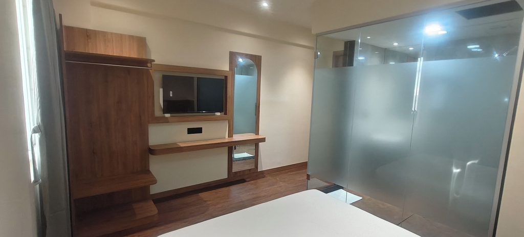 Room 3, Monarch Montvert Hitech, Hyderabad