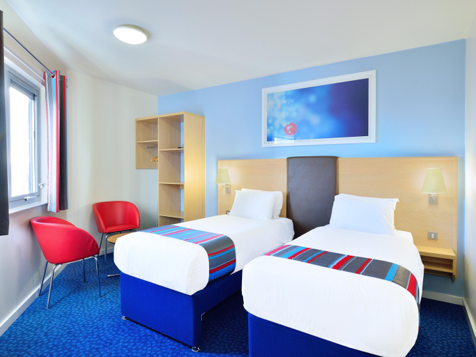Bedroom 3, Travelodge Birmingham Maypole, Birmingham