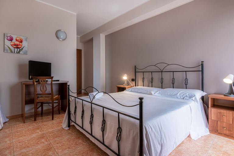 Bedroom 4, Hotel Ristorante L'Orizzonte, Crotone