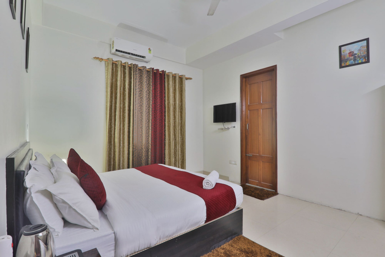 Room 3, HOTEL O BLUE DIAMOND, Lucknow