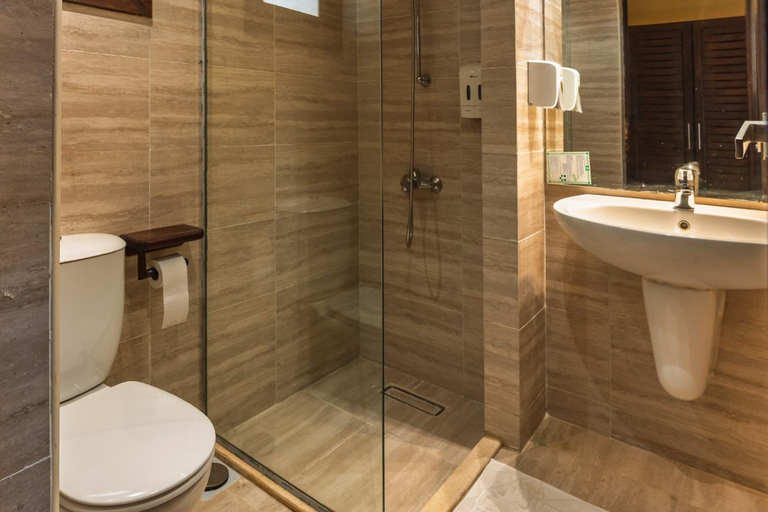 Bathroom, Abu Dabbab Lodge., Marsa 'Alam