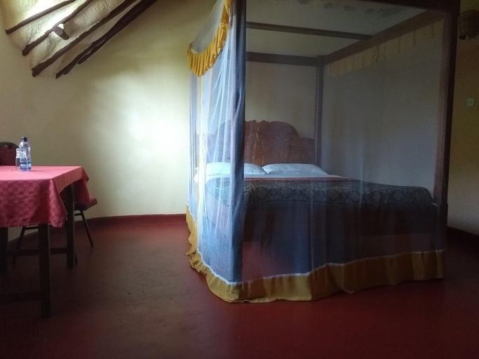 Room 2, Jumbo Hilltop Lodge, Matuga