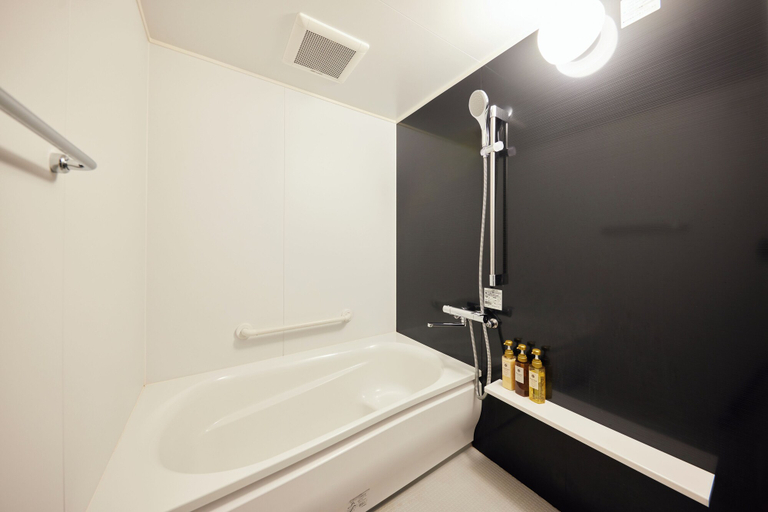 Bathroom 4, Hotel Rotterdam Huis Ten Bosch, Sasebo