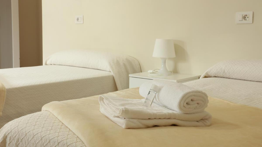Bedroom 3, Sleeping portomarin 1, Lugo
