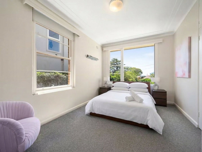 Room 5, Spacious Family Home With Iconic Views, Sydney
