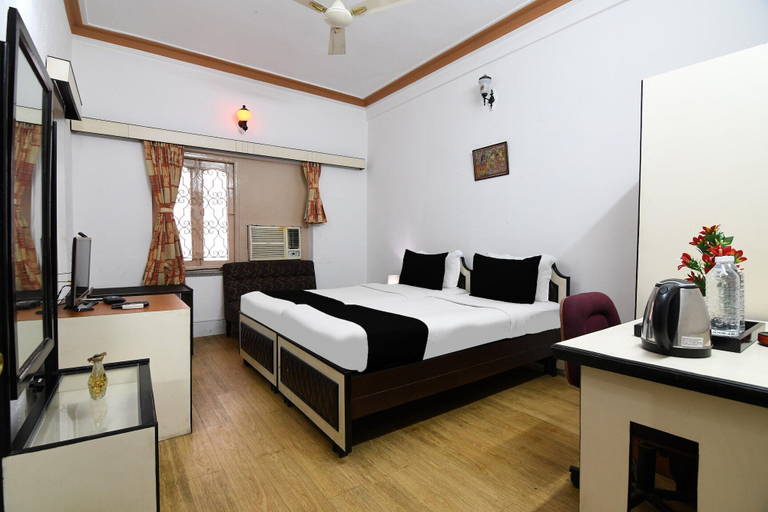 Room 4, Deluxeharry Guest House, North 24 Parganas