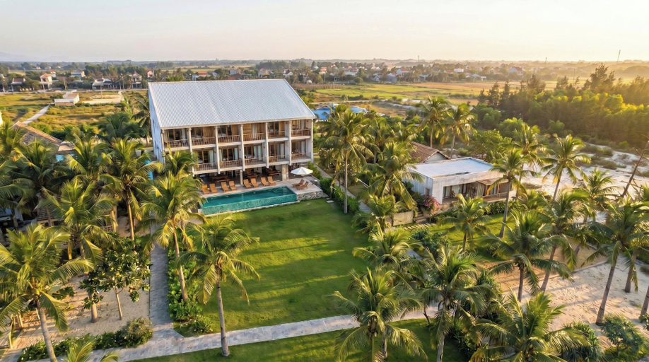 Exterior 2, Rucha Beachfront Retreat, Quảng Điền