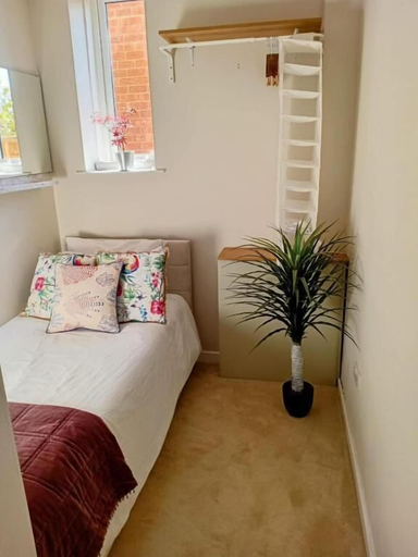 Room 5, Bunker Golf Cottage, South Ayrshire