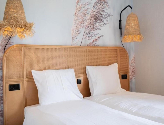 Room 5, Waterfront Gem With Private Sauna