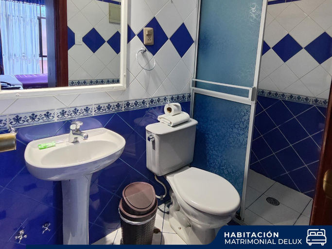 Bathroom 2, Hotel Diamante Azul, Pedro Domingo Murillo