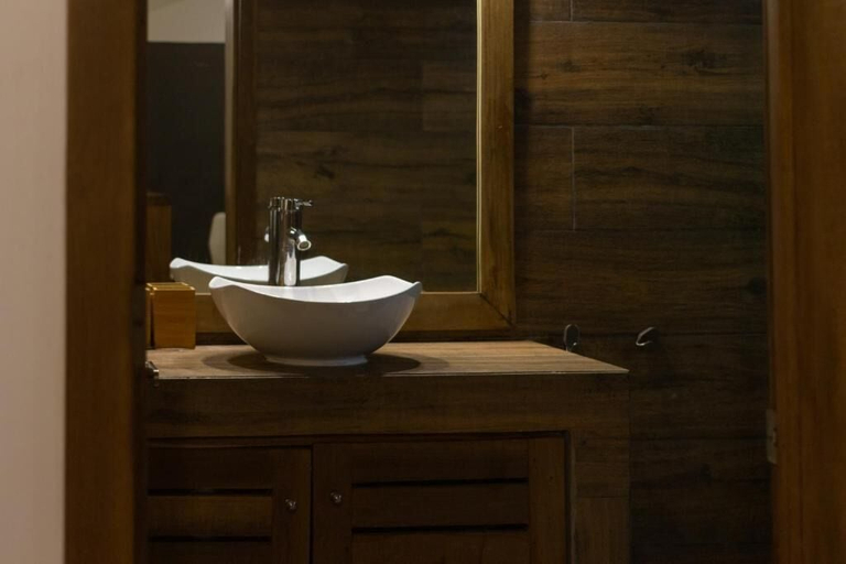 Bathroom 3, Afreeka Beach Hotel, Las Terrenas