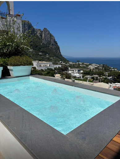 Sport & Beauty 2, Al Capri Suite & Private Pool, Napoli