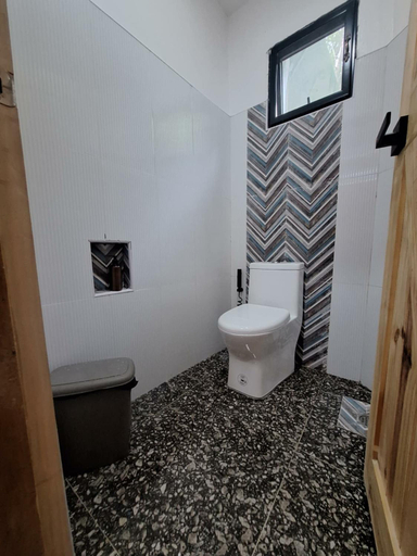 Bathroom 5, Sand 1 Hostel, San Juan