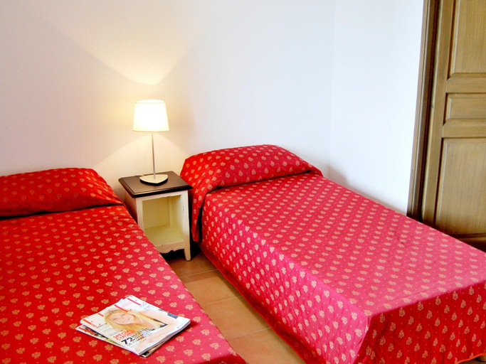 Room 5, Duplex Cabin Retreat in Barjac, Gard