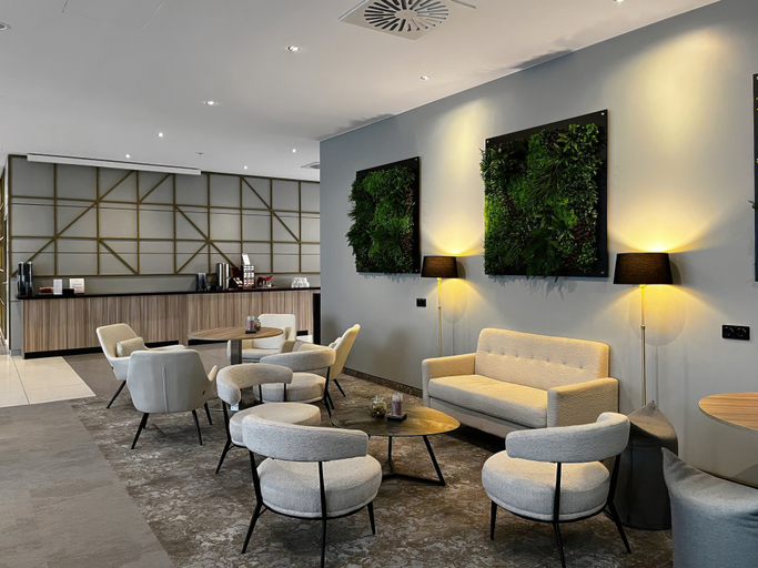Public Area 3, Ramada by Wyndham Essen, Essen