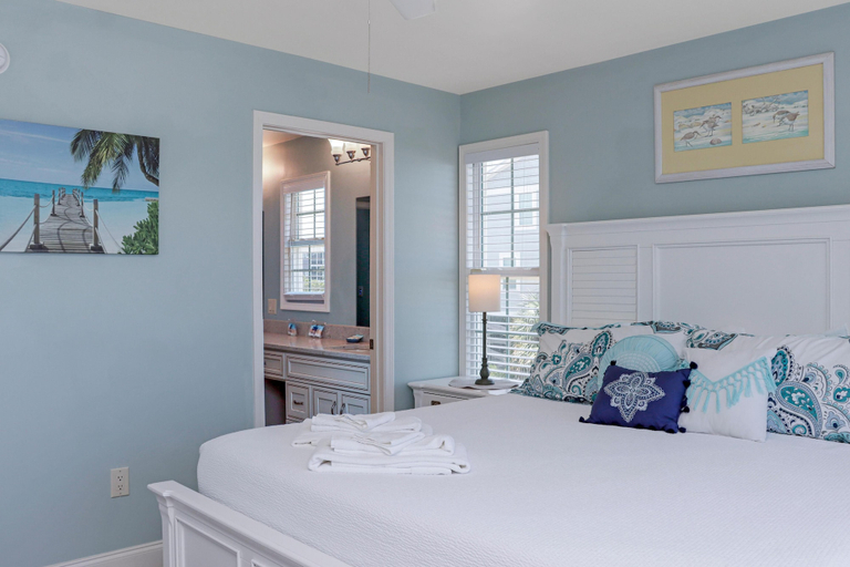 Room 2, Turtle's Nest, Gulf
