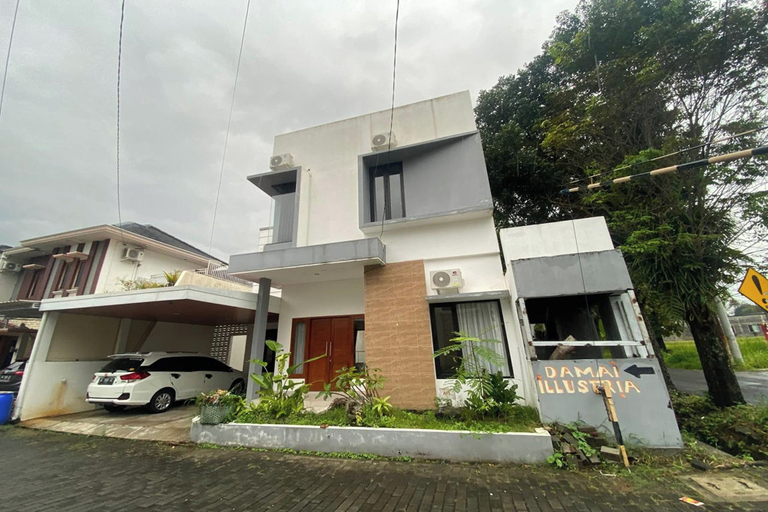 Exterior, Damai Ilustria By Semesta Management, Sleman