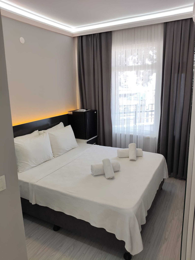 Bedroom 5, DENİZ YILDIZI OTEL, Ayvalık