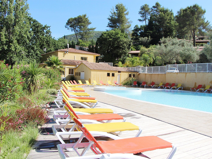 Pool 2, Charming Provence Cottage Retreat, Var