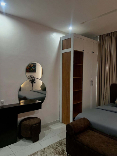 Room 5, Xive Luxury Apartment, Bwari