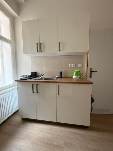 Others 5, Apartmany Soukenicka, Praha 7