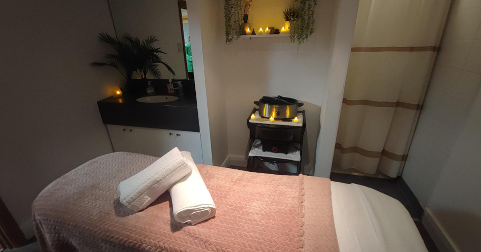 Bedroom, Meon Valley Hotel, Spa & Golf, Hampshire