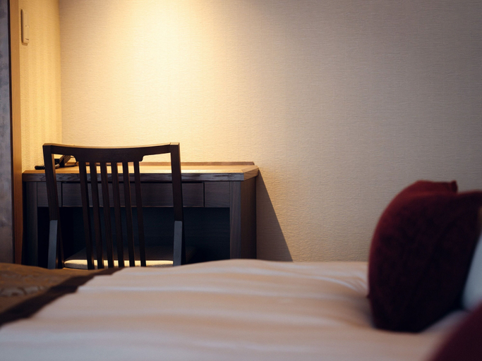 Bedroom 5, Hanabishi Hotel, Hakodate