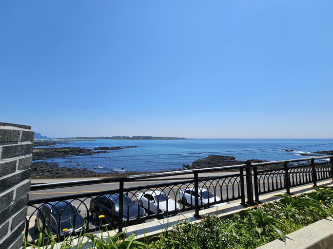 Others 5, Jeju Seongsan Haemorat Pension, Seogwipo