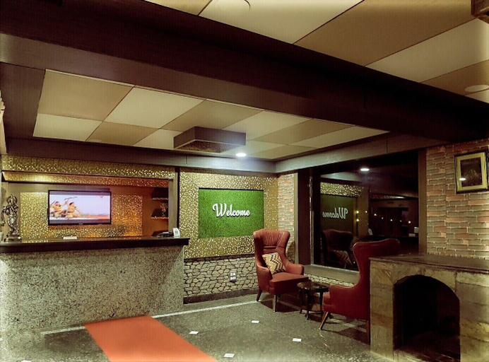 Public Area 2, Vardaan Hotels - PatniTop, Udhampur