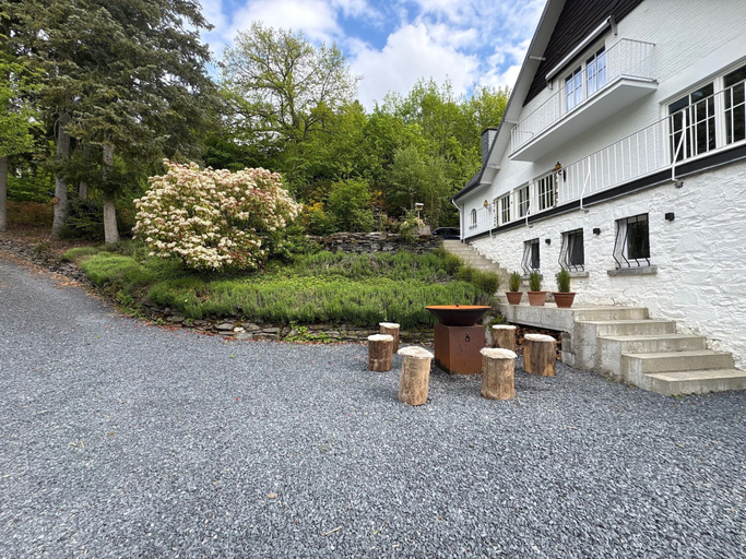 Garden 4, Luxury Group Stay in the Ardennes, Luxembourg