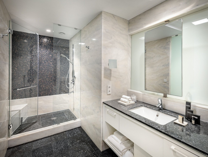 Bathroom 4, The Stay Boulevard Nisantasi, Beşiktaş