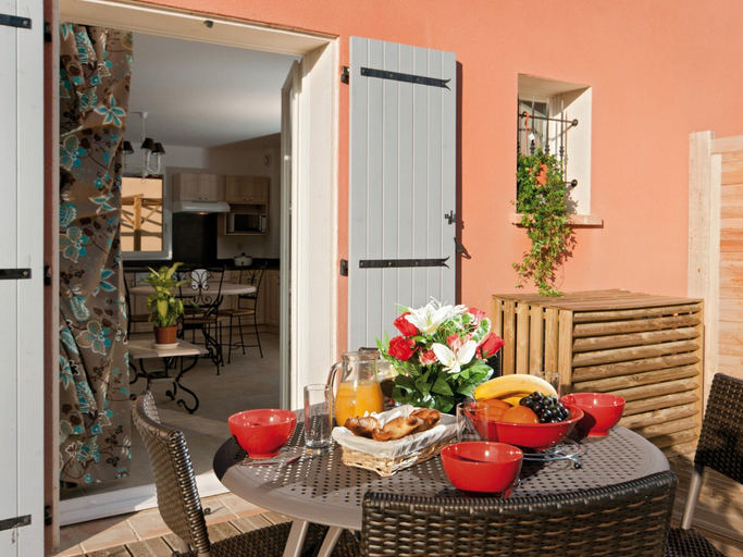 Balcony, Luberon Provencal Cottage for 6, Vaucluse