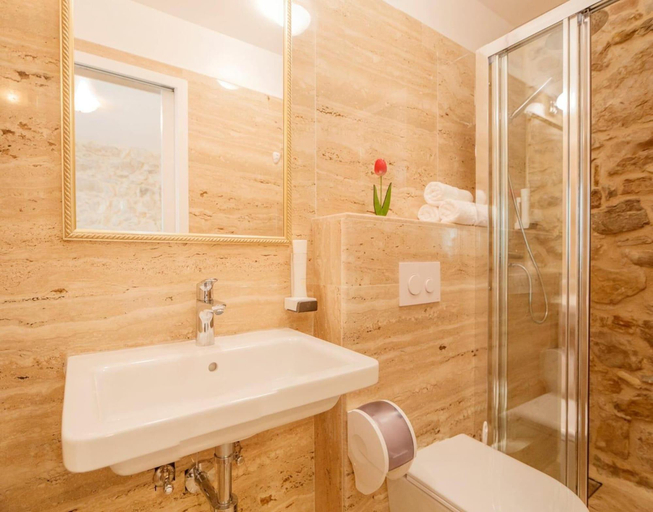 Bathroom, Damida Luxury Rooms, Split