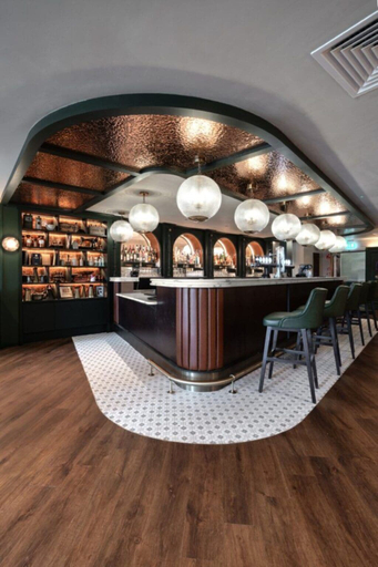 Food & Drinks, Nuremore Estate