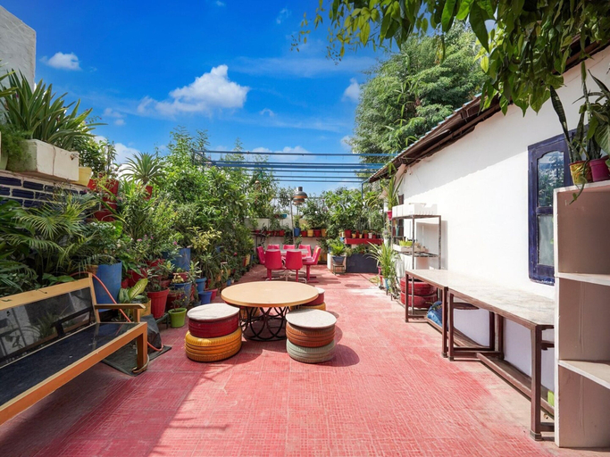 Outdoor dining, Super Hotel O Jodhpur Cantt Railway Junction, Jodhpur