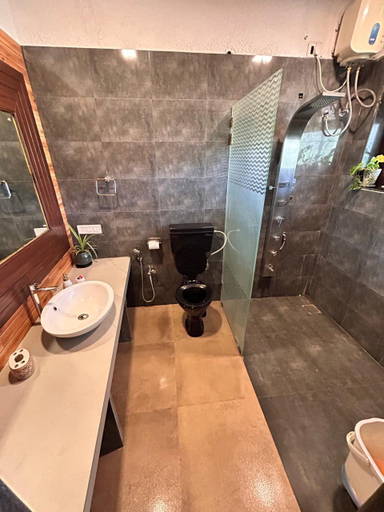 Bathroom 5, Natures Grove Pavna Valley Villa, Pune