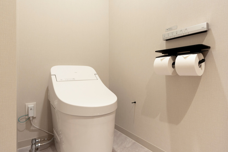 Bathroom 2, &Here FUKUOKA HAKATA, Fukuoka