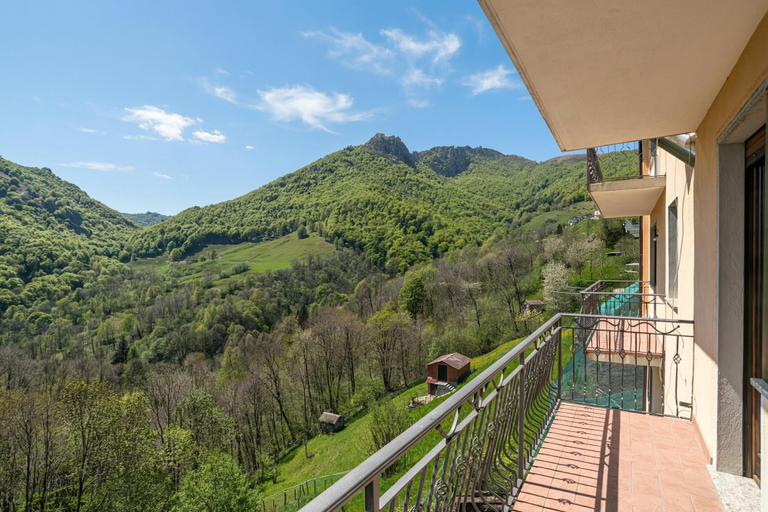 Property grounds 3, Balcone Di Alex & Thomas, Como