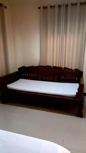 Bedroom 2, Mark Four Place Hotel, Muang Phrae