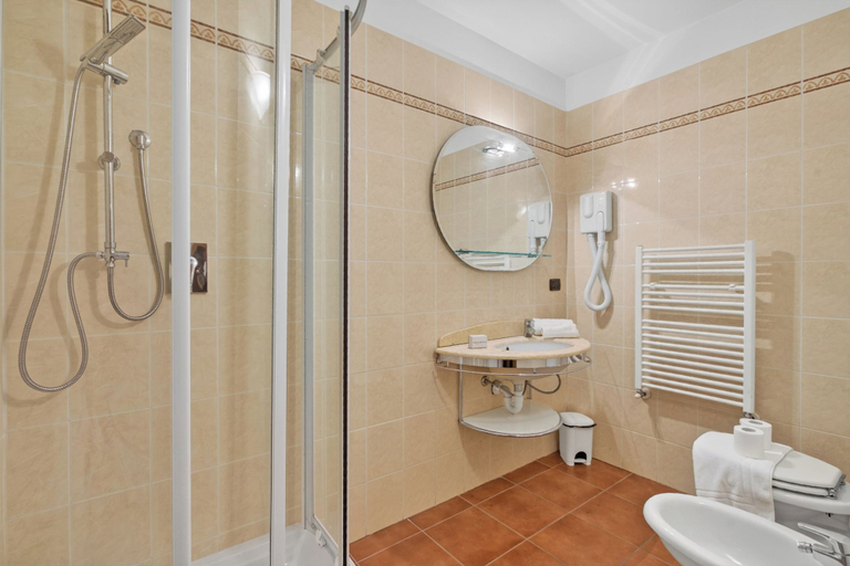 Bathroom 3, Hercules's House, Torino
