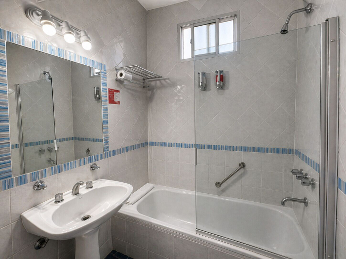 Bathroom 4, Hotel Lyon, Distrito Federal
