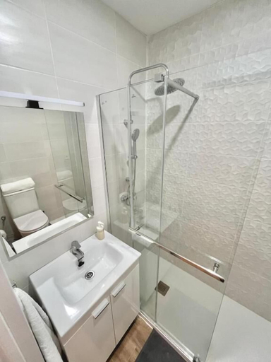 Bathroom 3, Collection IFEMA III - IV, Madrid